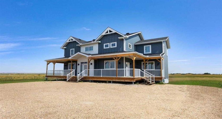250051 Range Road 250, Rural Wheatland County, Alberta T1P 0M4, 5 Bedrooms Bedrooms, ,3 BathroomsBathrooms,Residential,For Sale,Range Road 250,A2303428