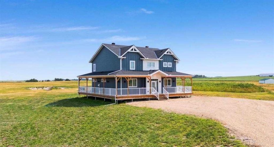 250051 Range Road 250, Rural Wheatland County, Alberta T1P 0M4, 5 Bedrooms Bedrooms, ,3 BathroomsBathrooms,Residential,For Sale,Range Road 250,A2303428