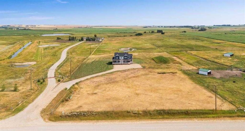 250051 Range Road 250, Rural Wheatland County, Alberta T1P 0M4, 5 Bedrooms Bedrooms, ,3 BathroomsBathrooms,Residential,For Sale,Range Road 250,A2303428