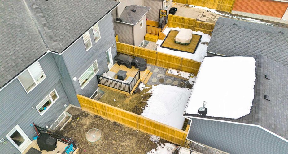 125 Emberside Hollow, Cochrane, Alberta T4C3E1, 4 Bedroom Bedrooms, 0 ,3 BathroomBathrooms,Residential,For Sale,Emberside,0,A2326349