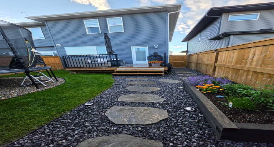 125 Emberside Hollow, Cochrane, Alberta T4C3E1, 4 Bedroom Bedrooms, 0 ,3 BathroomBathrooms,Residential,For Sale,Emberside,0,A2326349