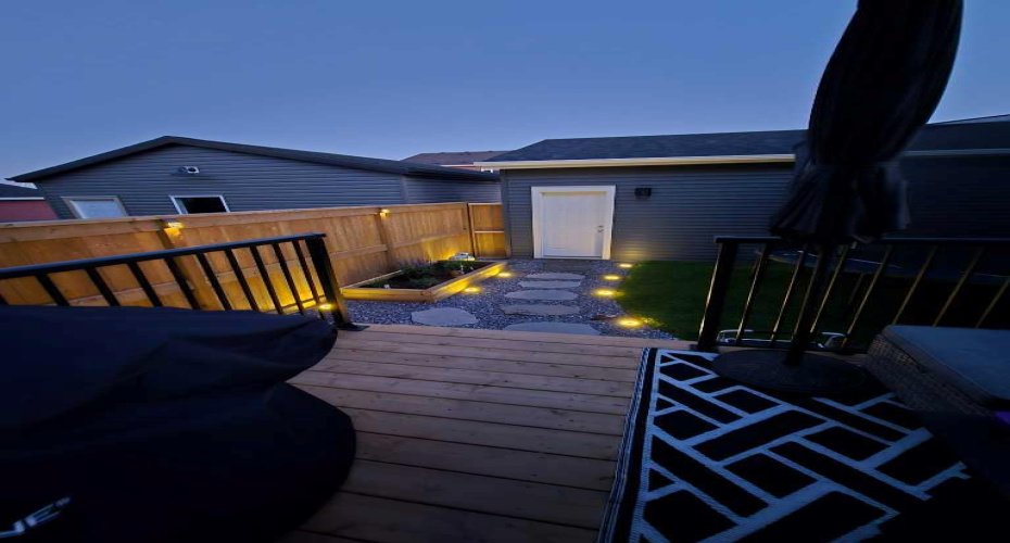 125 Emberside Hollow, Cochrane, Alberta T4C3E1, 4 Bedroom Bedrooms, 0 ,3 BathroomBathrooms,Residential,For Sale,Emberside,0,A2326349