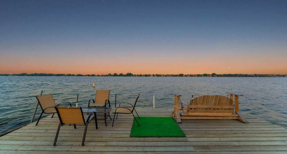 700 West Chestermere Drive, Chestermere, Alberta T1X 1B5, 4 Bedrooms Bedrooms, ,3 BathroomsBathrooms,Residential,For Sale,West Chestermere,A2326508
