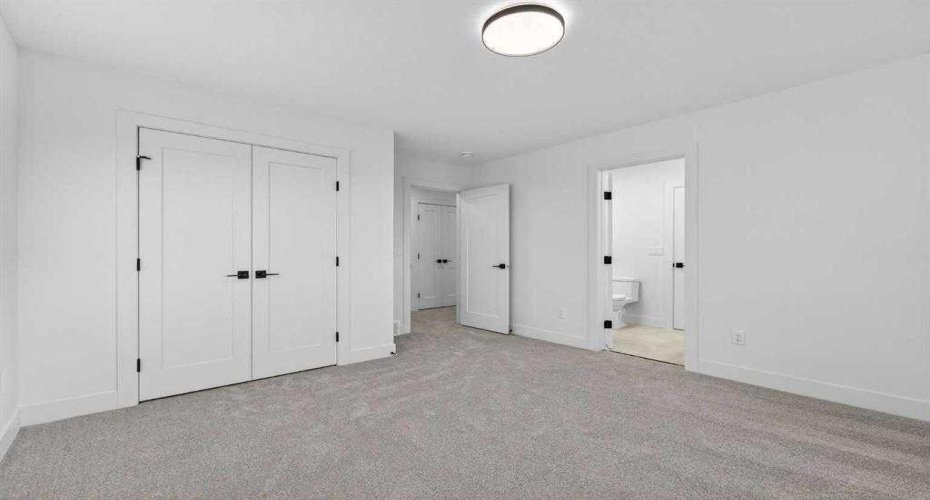 539 Waterford Rise, Chestermere, Alberta T1X 3B5, 5 Bedrooms Bedrooms, ,3 BathroomsBathrooms,Residential,For Sale,Waterford,A2326533
