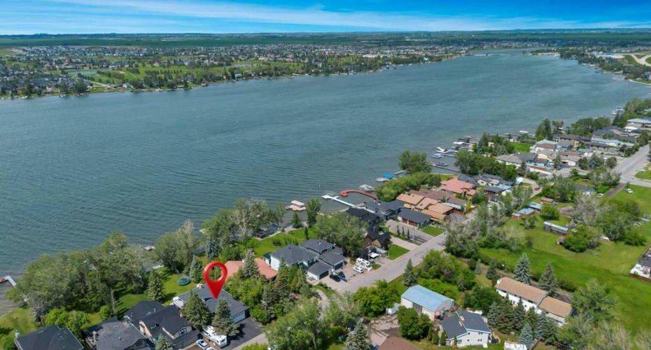 601 East Chestermere Drive, Chestermere, Alberta T1X 1A4, 4 Bedrooms Bedrooms, ,5 BathroomsBathrooms,Residential,For Sale,East Chestermere,A2325933