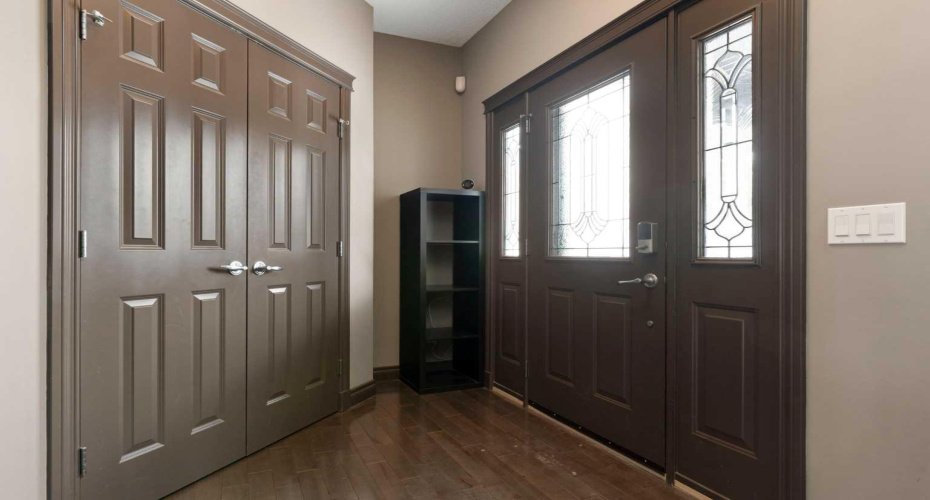 Front Entry has Walk In Front Closet