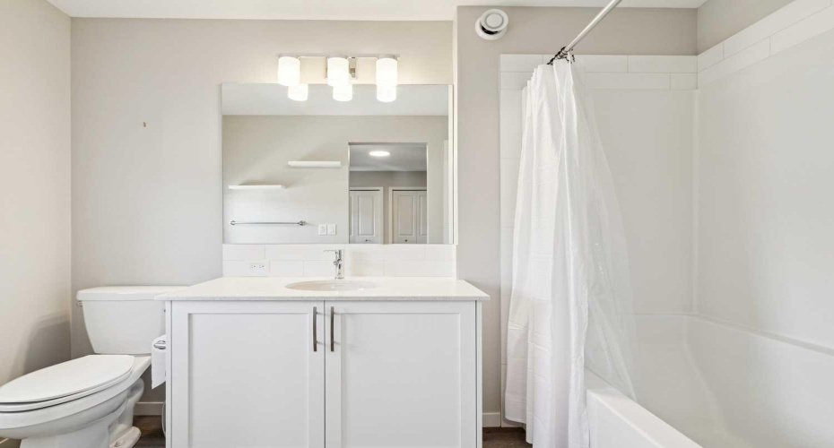 Second 4-piece ensuite