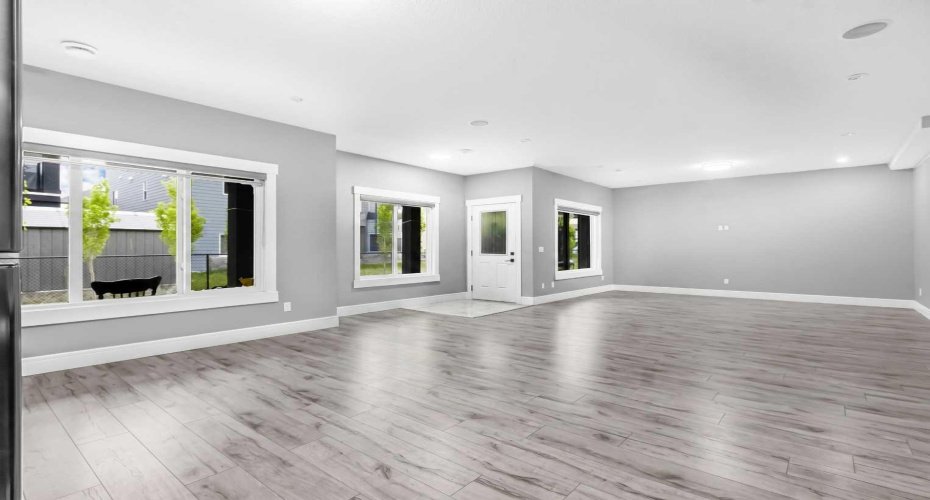 Basement Entry Foyer