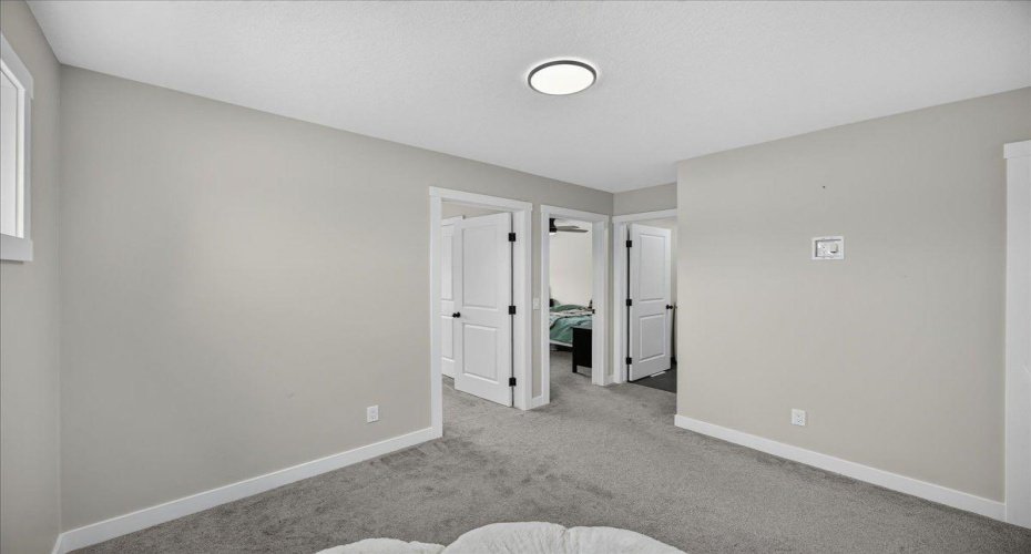 4620 81 Street, Calgary, Alberta T3B2P6, 4 Bedroom Bedrooms, 0 ,4 BathroomBathrooms,Residential,For Sale,81,0,A2325957