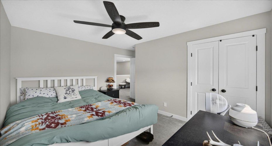 4620 81 Street, Calgary, Alberta T3B2P6, 4 Bedroom Bedrooms, 0 ,4 BathroomBathrooms,Residential,For Sale,81,0,A2325957