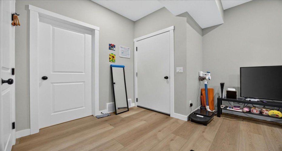 4620 81 Street, Calgary, Alberta T3B2P6, 4 Bedroom Bedrooms, 0 ,4 BathroomBathrooms,Residential,For Sale,81,0,A2325957