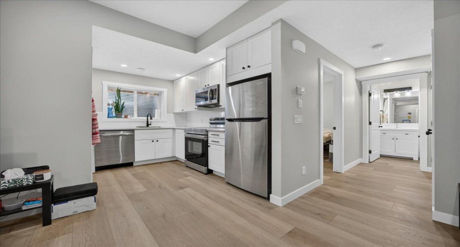 4620 81 Street, Calgary, Alberta T3B2P6, 4 Bedroom Bedrooms, 0 ,4 BathroomBathrooms,Residential,For Sale,81,0,A2325957