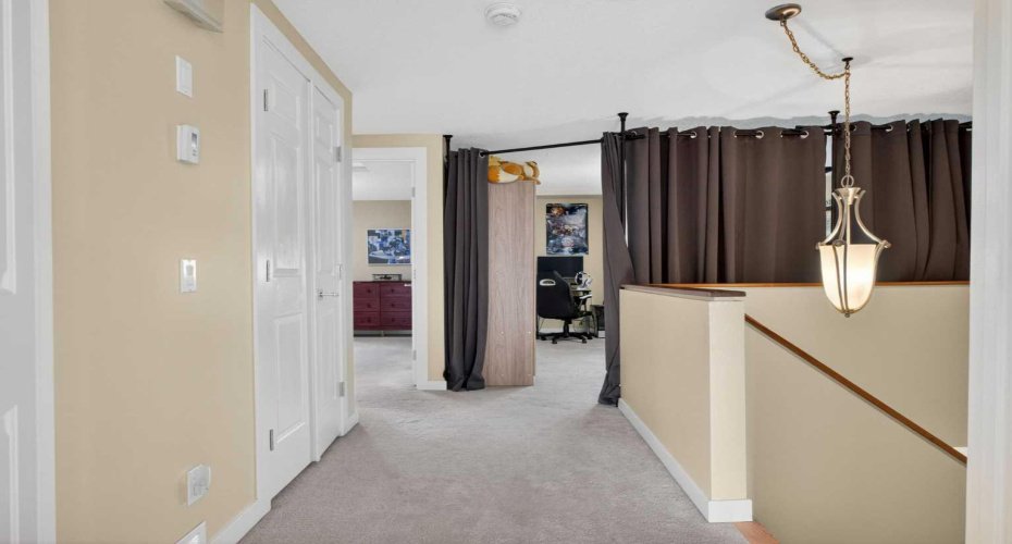 12 Wood Crescent, Calgary, Alberta T2W 4B4, 2 Bedroom Bedrooms, 0 ,4 BathroomBathrooms,Residential,For Sale,Wood,0,A2325999