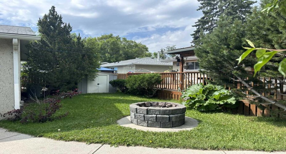 2510 35 Street, Calgary, Alberta T2B0X3, 5 Bedroom Bedrooms, 0 ,2 BathroomBathrooms,Residential,For Sale,35,0,A2326534