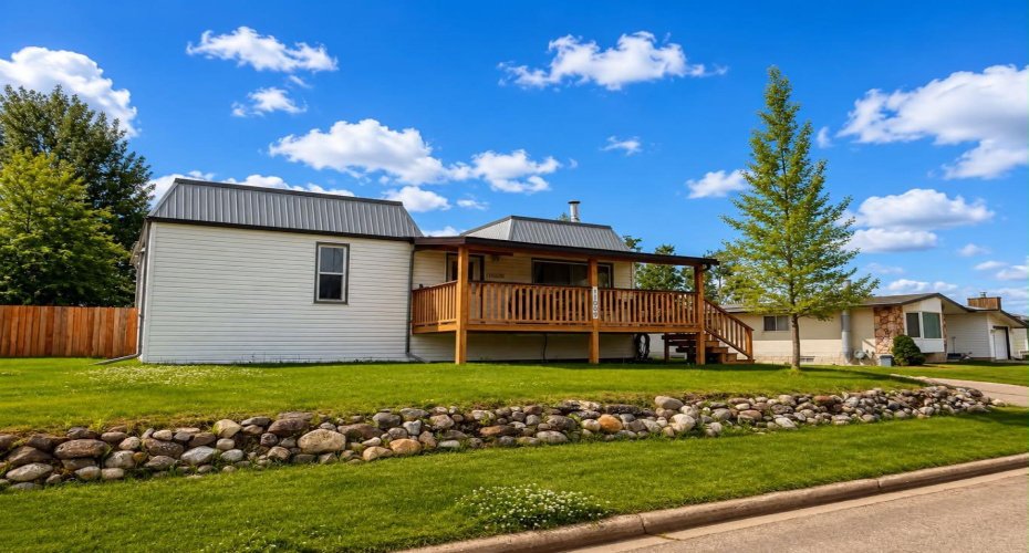 11009 Hoppe Avenue, Grande Cache, Alberta T0E0Y0, 2 Bedroom Bedrooms, 0 ,2 BathroomBathrooms,Residential,For Sale,Hoppe,0,A2326806