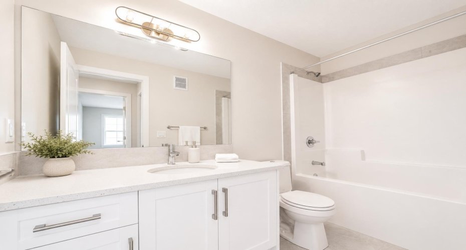124 Waterford Way, Chestermere, Alberta T1X3A2, 3 Bedrooms Bedrooms, ,3 BathroomsBathrooms,Residential,For Sale,Waterford,A2326843