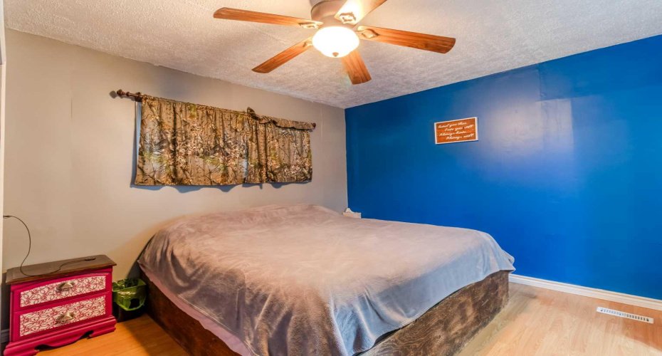 24 Main Street, Ardley, Alberta T0M 0V0, 2 Bedroom Bedrooms, 0 ,2 BathroomBathrooms,Residential,For Sale,Main Street,0,A2234335