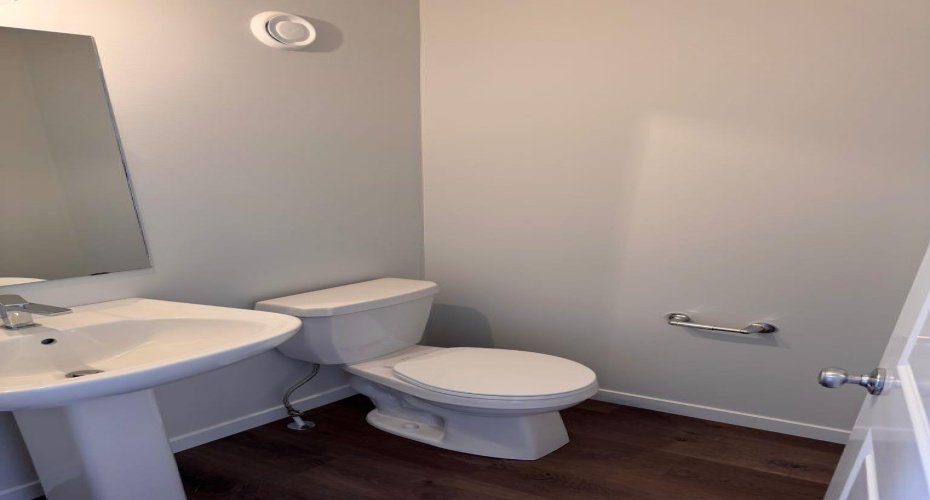17 Setonvista Gate, Calgary, Alberta T3M4A3, 3 Bedroom Bedrooms, 0 ,3 BathroomBathrooms,Residential,For Sale,Setonvista,0,A2241484