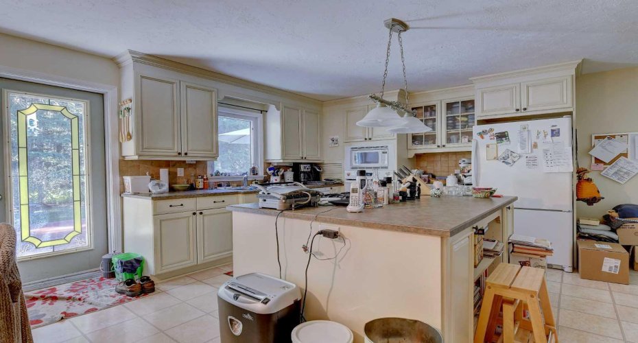 713062 Range Road 94, Beaverlodge, Alberta T0H 0C0, 4 Bedroom Bedrooms, 0 ,3 BathroomBathrooms,Residential,For Sale,Range Road 94,0,A2257860