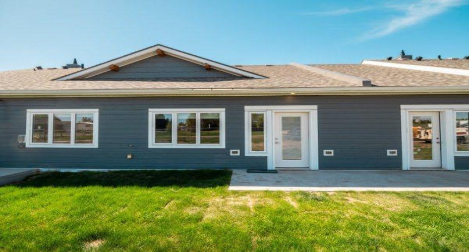 771 7 Avenue, Cardston, Alberta T0K 0K0, 2 Bedroom Bedrooms, 0 ,2 BathroomBathrooms,Residential,For Sale,7,0,A2280352