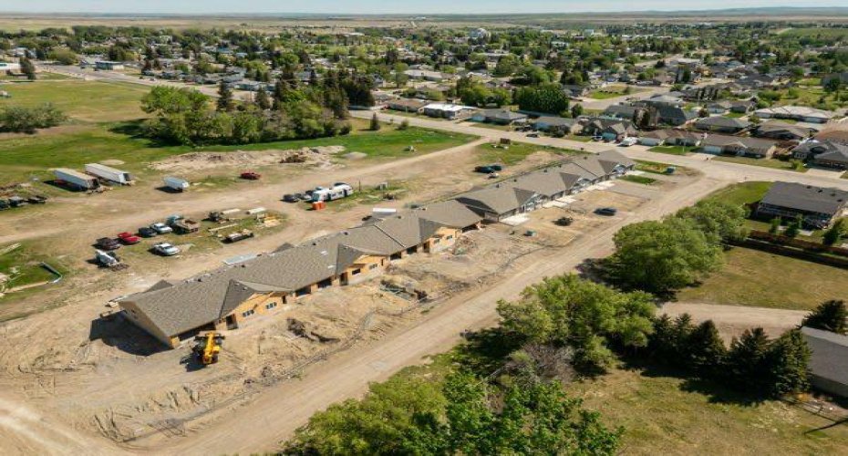 721 7 Avenue, Cardston, Alberta T0K 0K0, 2 Bedroom Bedrooms, 0 ,2 BathroomBathrooms,Residential,For Sale,7,0,A2280885