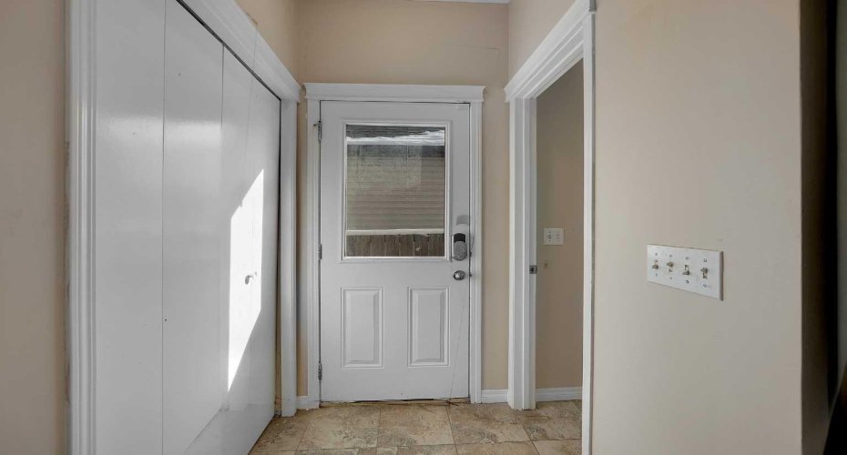 1833 New Brighton Drive, Calgary, Alberta T2Z 4N8, 4 Bedroom Bedrooms, 0 ,4 BathroomBathrooms,Residential,For Sale,New Brighton,0,A2294121