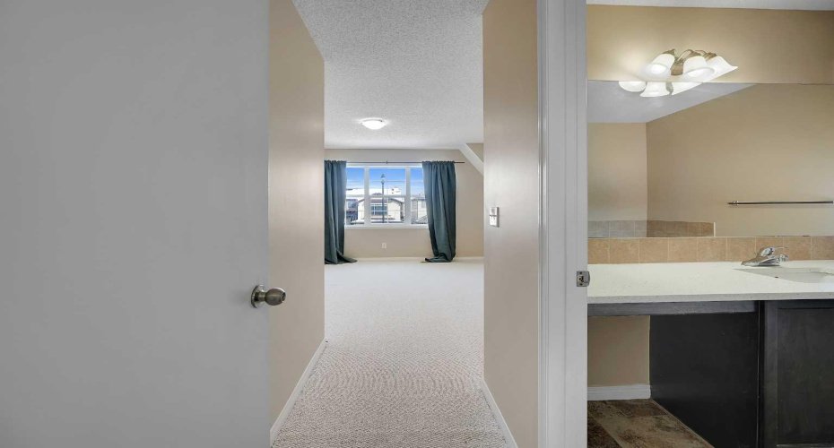 1833 New Brighton Drive, Calgary, Alberta T2Z 4N8, 4 Bedroom Bedrooms, 0 ,4 BathroomBathrooms,Residential,For Sale,New Brighton,0,A2294121