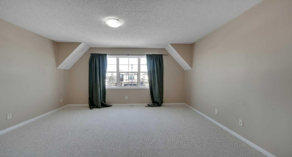 1833 New Brighton Drive, Calgary, Alberta T2Z 4N8, 4 Bedroom Bedrooms, 0 ,4 BathroomBathrooms,Residential,For Sale,New Brighton,0,A2294121