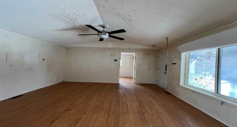 5010 49 Avenue, Robb, Alberta T7E 1X0, 3 Bedroom Bedrooms, 0 ,1 BathroomBathrooms,Residential,For Sale,49,0,A2300885