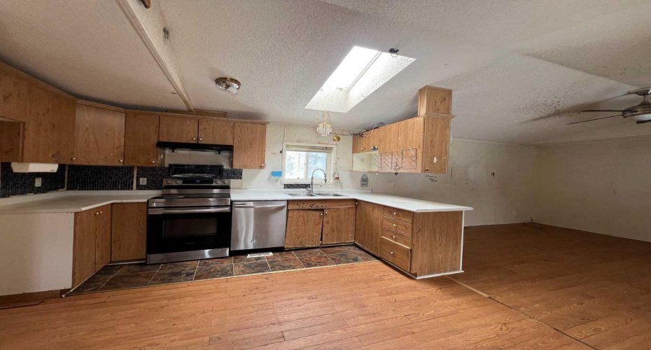 5010 49 Avenue, Robb, Alberta T7E 1X0, 3 Bedroom Bedrooms, 0 ,1 BathroomBathrooms,Residential,For Sale,49,0,A2300885