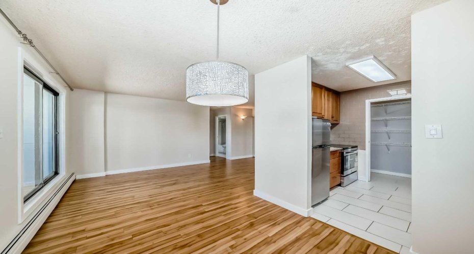 111 14 Avenue, Calgary, Alberta T2G 1C6, 1 Bedroom Bedrooms, 0 ,1 BathroomBathrooms,Residential,For Sale,14,0,A2311354