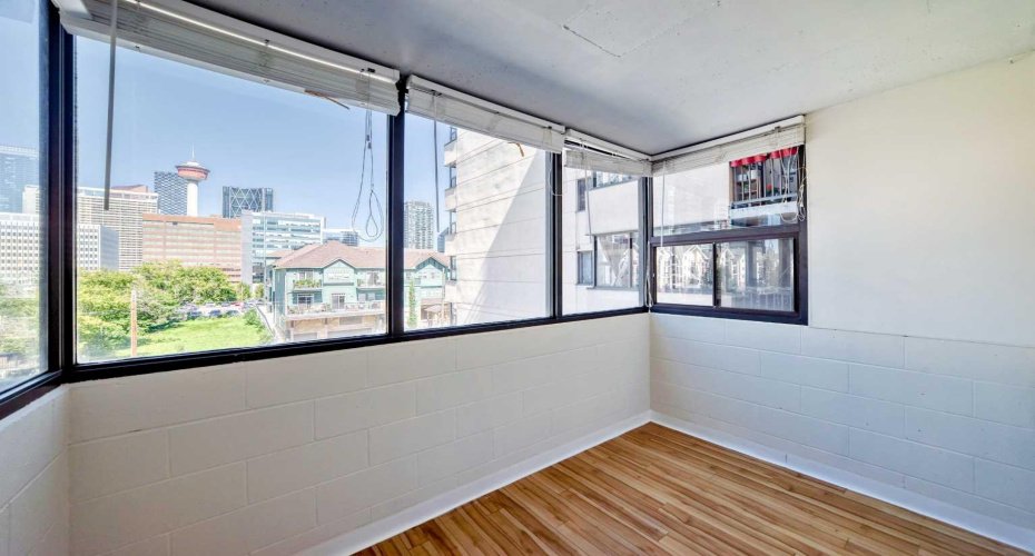 111 14 Avenue, Calgary, Alberta T2G 1C6, 1 Bedroom Bedrooms, 0 ,1 BathroomBathrooms,Residential,For Sale,14,0,A2311354