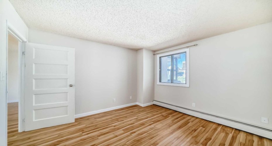 111 14 Avenue, Calgary, Alberta T2G 1C6, 1 Bedroom Bedrooms, 0 ,1 BathroomBathrooms,Residential,For Sale,14,0,A2311354