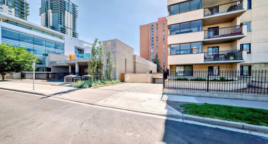 111 14 Avenue, Calgary, Alberta T2G 1C6, 1 Bedroom Bedrooms, 0 ,1 BathroomBathrooms,Residential,For Sale,14,0,A2311354