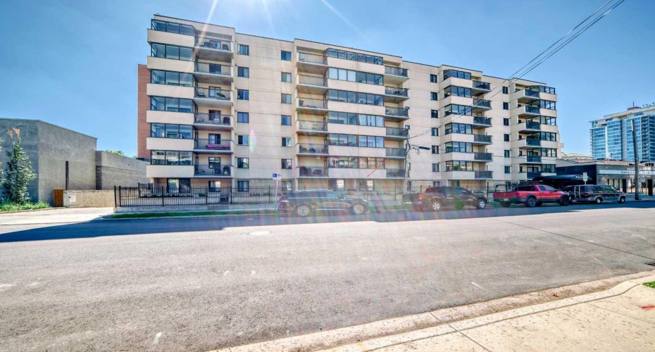 111 14 Avenue, Calgary, Alberta T2G 1C6, 1 Bedroom Bedrooms, 0 ,1 BathroomBathrooms,Residential,For Sale,14,0,A2311354