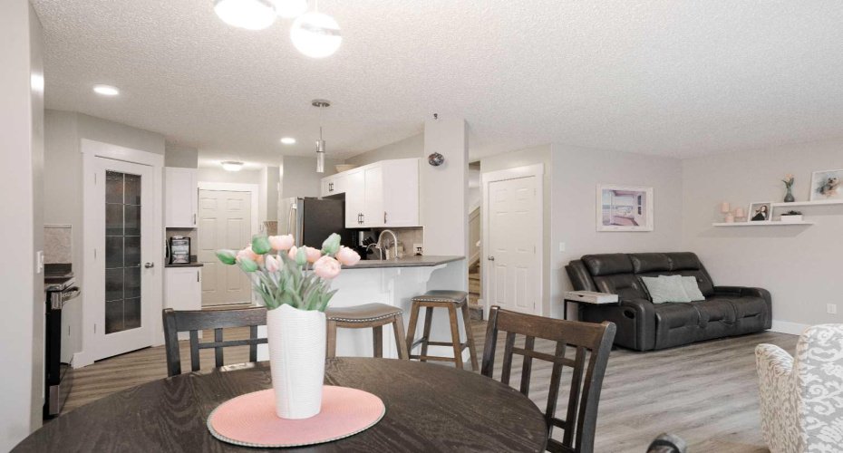 213 Parry Crescent, Fort McMurray, Alberta T9K 2T5, 4 Bedroom Bedrooms, 0 ,4 BathroomBathrooms,Residential,For Sale,Parry,0,A2317087