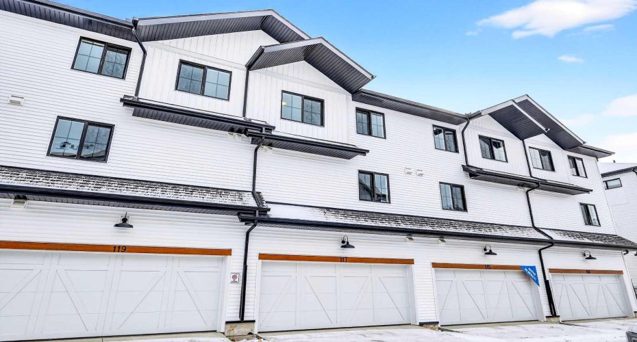 1750 Rangeview Drive, Calgary, Alberta T3S 0X3, 3 Bedroom Bedrooms, 0 ,3 BathroomBathrooms,Residential,For Sale,Rangeview,0,A2317424