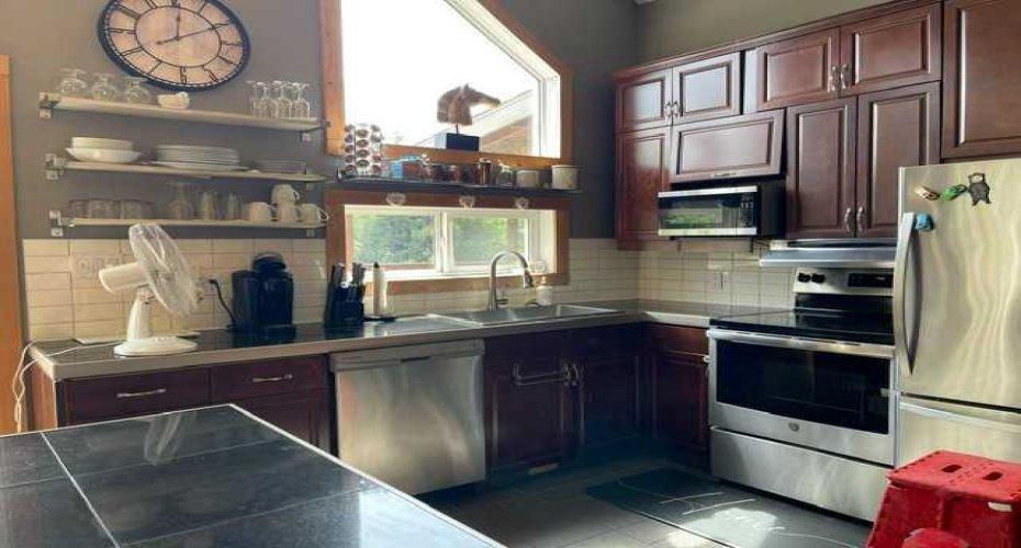 18 Sandpiper Estates, Sandy Beach, Alberta T9V 2S1, 2 Bedroom Bedrooms, 0 ,1 BathroomBathrooms,Residential,For Sale,Sandpiper,0,A2318034