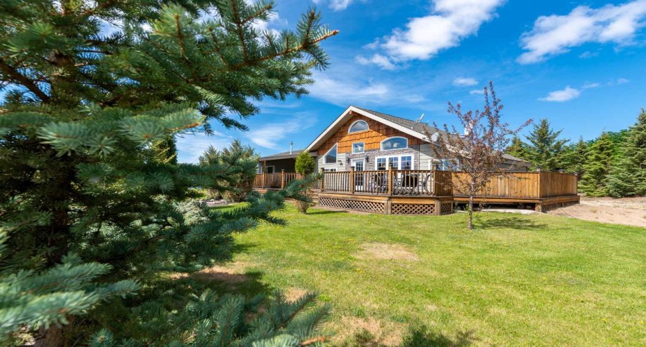 18 Sandpiper Estates, Sandy Beach, Alberta T9V 2S1, 2 Bedroom Bedrooms, 0 ,1 BathroomBathrooms,Residential,For Sale,Sandpiper,0,A2318034