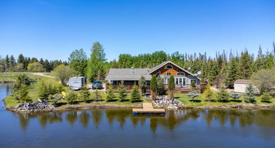18 Sandpiper Estates, Sandy Beach, Alberta T9V 2S1, 2 Bedroom Bedrooms, 0 ,1 BathroomBathrooms,Residential,For Sale,Sandpiper,0,A2318034