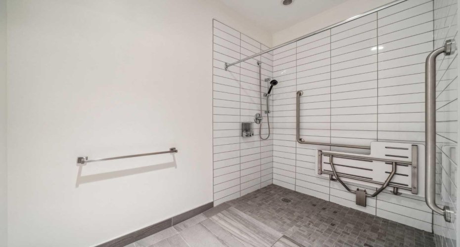 Walk-in shower room