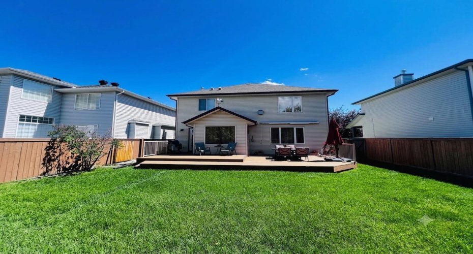 251 Lakeview Cove, Chestermere, Alberta T1X 1E7, 3 Bedrooms Bedrooms, ,4 BathroomsBathrooms,Residential,For Sale,Lakeview,A2319210