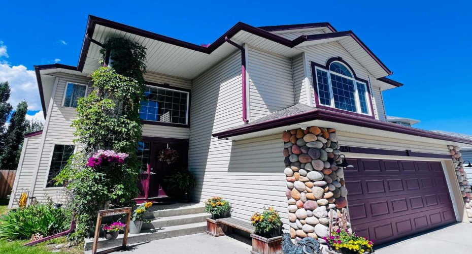 251 Lakeview Cove, Chestermere, Alberta T1X 1E7, 3 Bedrooms Bedrooms, ,4 BathroomsBathrooms,Residential,For Sale,Lakeview,A2319210
