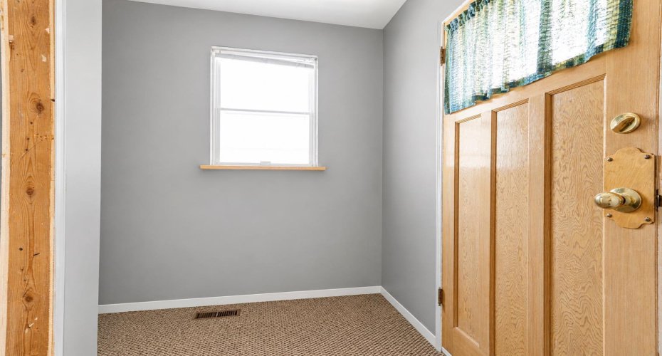 121 5 Street, Medicine Hat, Alberta T1A 0M4, 3 Bedroom Bedrooms, 0 ,1 BathroomBathrooms,Residential,For Sale,5,0,A2326585