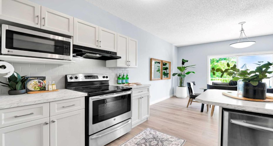 71 Westmount Circle, Okotoks, Alberta T1S 0B7, 3 Bedrooms Bedrooms, ,3 BathroomsBathrooms,Residential,For Sale,Westmount,A2326605