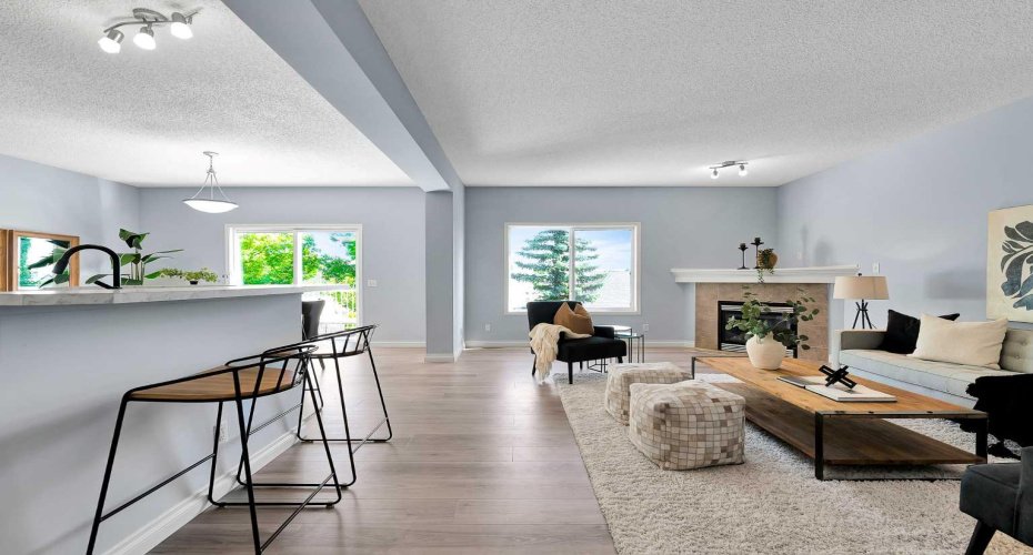 71 Westmount Circle, Okotoks, Alberta T1S 0B7, 3 Bedrooms Bedrooms, ,3 BathroomsBathrooms,Residential,For Sale,Westmount,A2326605