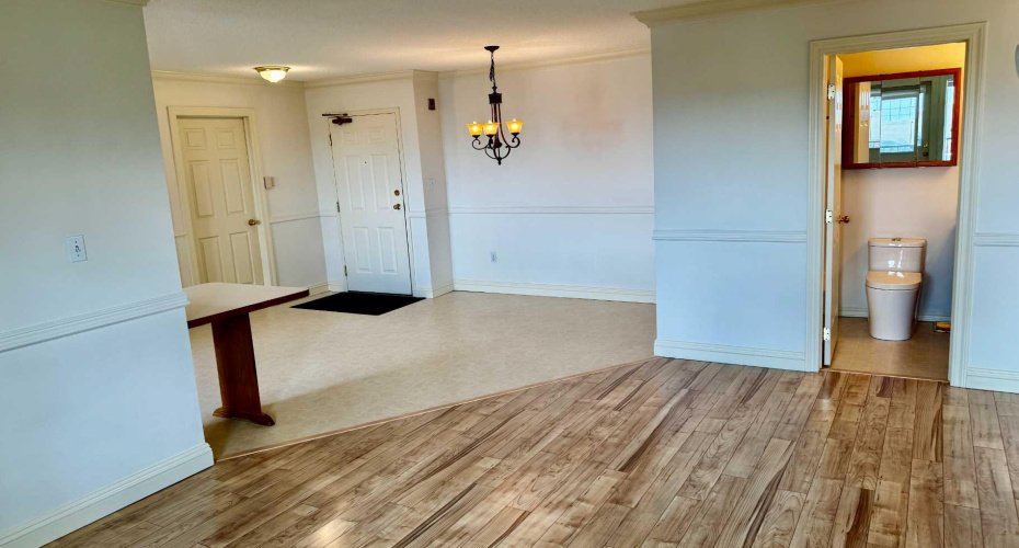9919 99 Avenue, Grande Prairie, Alberta T8V 0R6, 2 Bedroom Bedrooms, 0 ,2 BathroomBathrooms,Residential,For Sale,99,0,A2326614