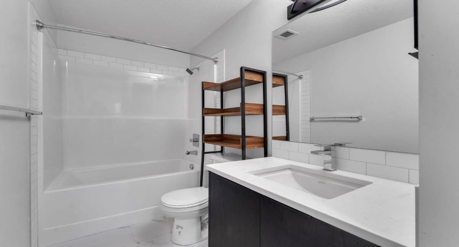 220 Seton Grove, Calgary, Alberta T3M 3T1, 2 Bedroom Bedrooms, 0 ,2 BathroomBathrooms,Residential,For Sale,Seton,0,A2326640