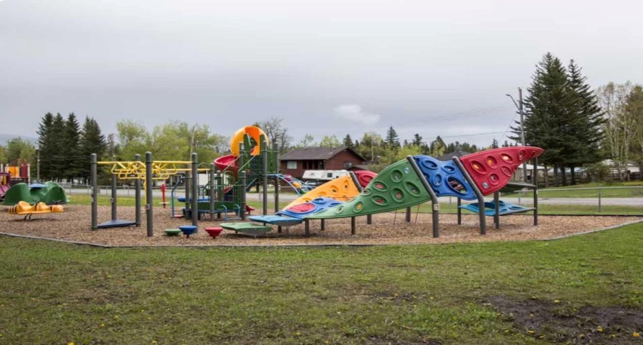 5013 Blue Diamond Crescent, Brule, Alberta T0E 0C0, 4 Bedroom Bedrooms, 0 ,2 BathroomBathrooms,Residential,For Sale,Blue Diamond,0,A2326662