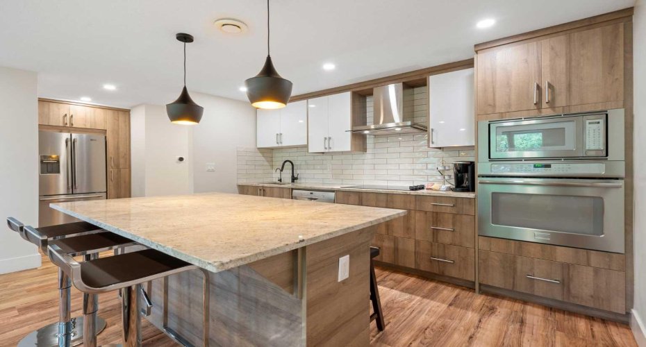 Kitchen- Lower